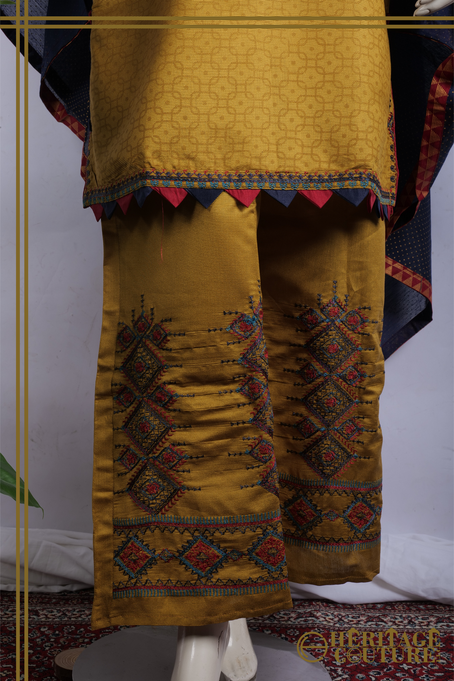 HC014 | New Arrival: Khaadi Cotton 3-Piece Stitched Dress Set